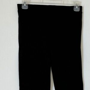 Women’s Forever 21 leggings with zip ankle and ribbed thigh size small